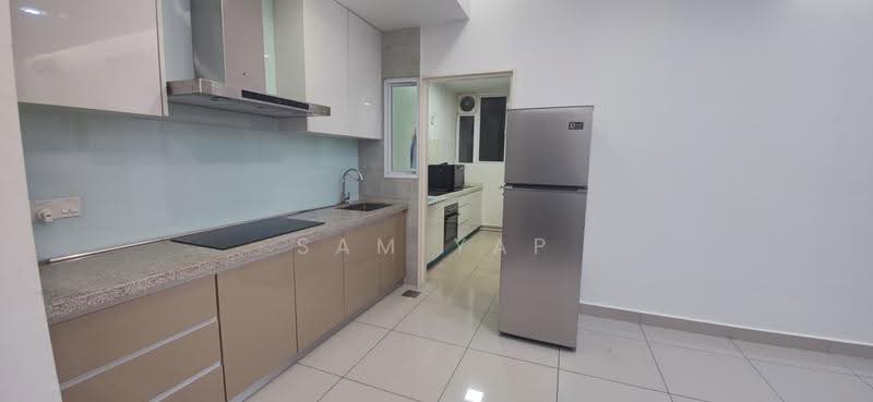 Service Residence for Rent at Medalla @ Oasis Corporate Park - Sam Yap - Kitchen - PropertyGuru.com.my