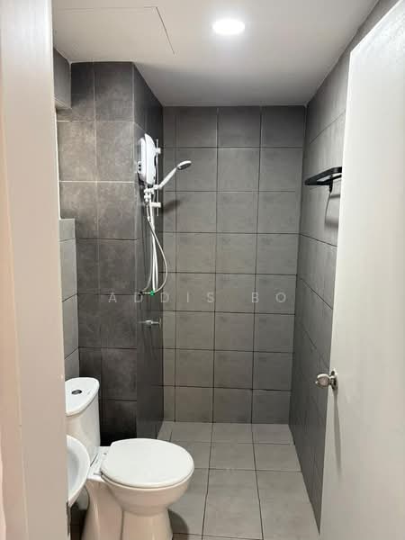 Condominium for Rent at Residensi Sateria - Addis Bo - Bathroom - PropertyGuru.com.my