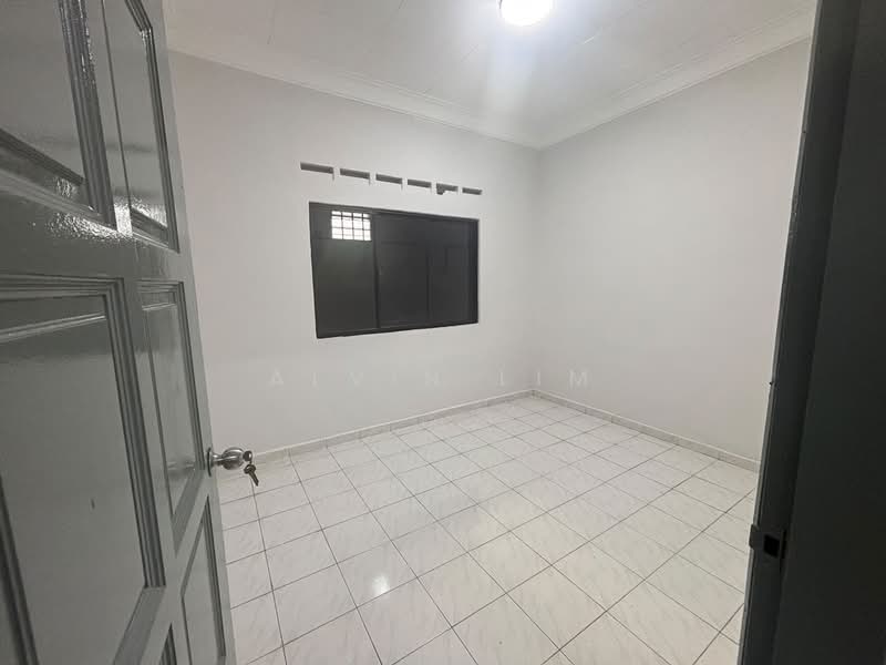 1-storey Terraced House for Rent in Taman Johor Jaya (Johor Bahru) - Alvin Lim - Interior - PropertyGuru.com.my