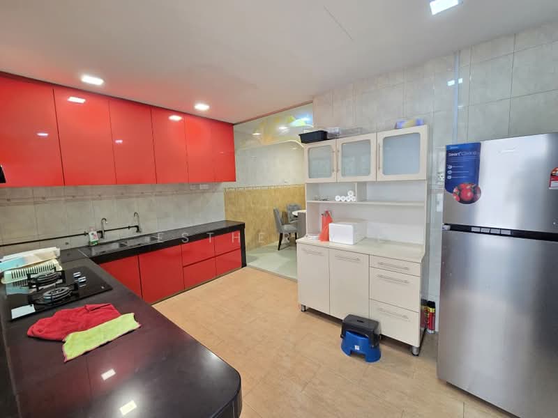 Rumah Teres 2-Tingkat untuk Dijual di Kampung Baru Ampang (Ampang) - Esther Yee - Kitchen - PropertyGuru.com.my