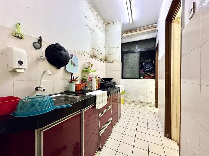 Flat for Rent at Pangsapuri Berembang Indah - Deeya Yusof - PropertyGuru.com.my