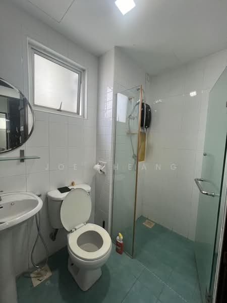 Kediaman Servis untuk Disewa di Metropolitan Square - Joe Cheang - Bathroom - PropertyGuru.com.my