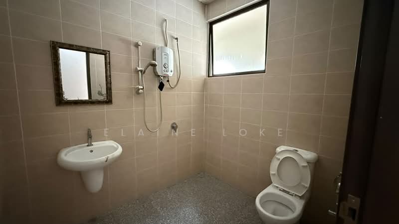 Rumah Teres 3-Tingkat untuk Dijual di Prima Selayang (Selayang) - Elaine Loke - Bathroom - PropertyGuru.com.my