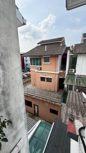 Rumah Teres 3-Tingkat untuk Dijual di Prima Selayang (Selayang) - Elaine Loke - Exterior - PropertyGuru.com.my