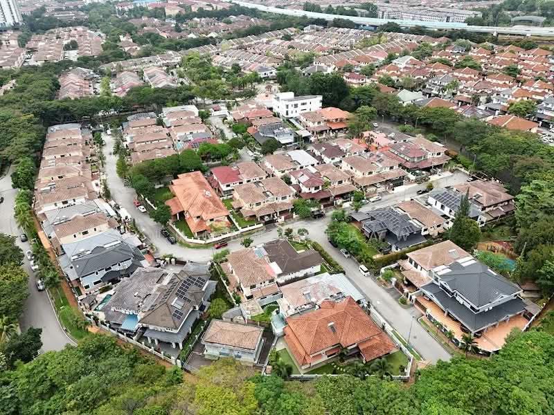 Rumah Berkembar untuk Dijual di Kota Damansara (Selangor) - Hannee Tay - Exterior - PropertyGuru.com.my