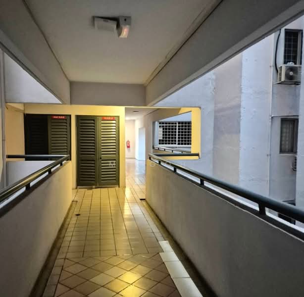 Kondominium untuk Disewa di Endah Villa - Ms Goh - Corridor - PropertyGuru.com.my