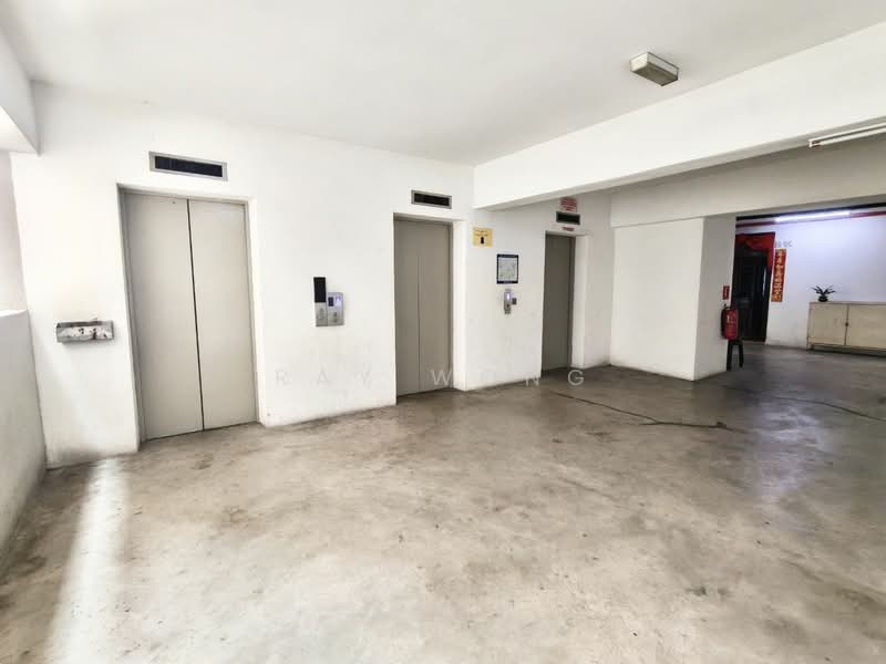 Apartment for Sale at Bayu Puteri 3 - Ray Wong - Lobby - PropertyGuru.com.my