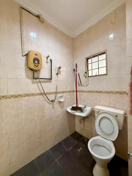 2-storey Terraced House for Sale in Taman Segar Perdana (Cheras) - Esther Yee - Bathroom - PropertyGuru.com.my