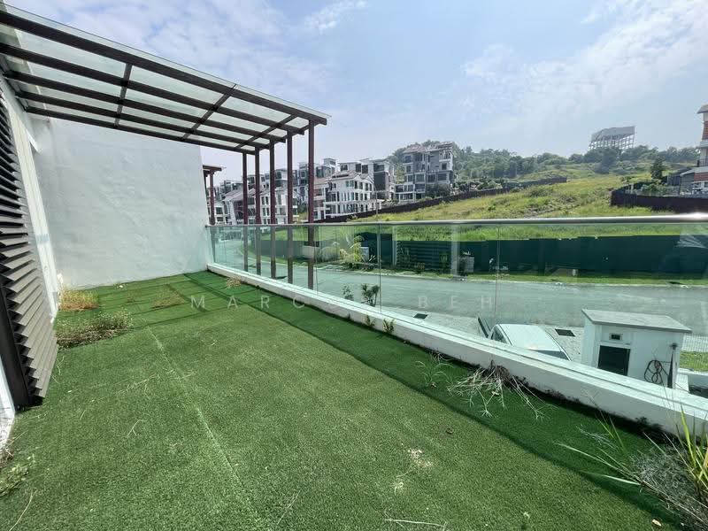 Rumah Berkembar untuk Dijual di Putra Heights (Subang Jaya) - Marcus Beh - Exterior - PropertyGuru.com.my