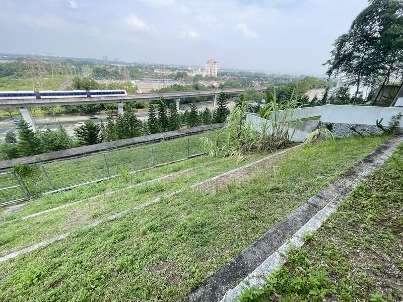 Rumah Berkembar untuk Dijual di Putra Heights (Subang Jaya) - Marcus Beh - Exterior - PropertyGuru.com.my