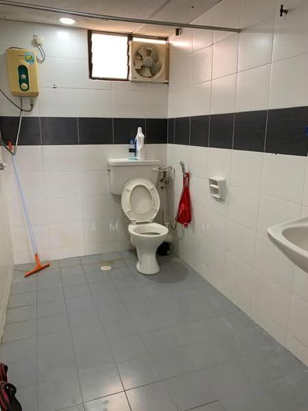 Kondominium untuk Disewa di Sunny Ville Condominium - Amy Toh - Bathroom - PropertyGuru.com.my
