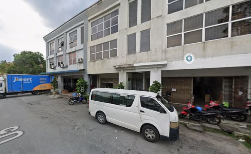 Kedai untuk Dijual di Bandar Pinggiran Subang (Shah Alam) - Bond Lee - Exterior - PropertyGuru.com.my