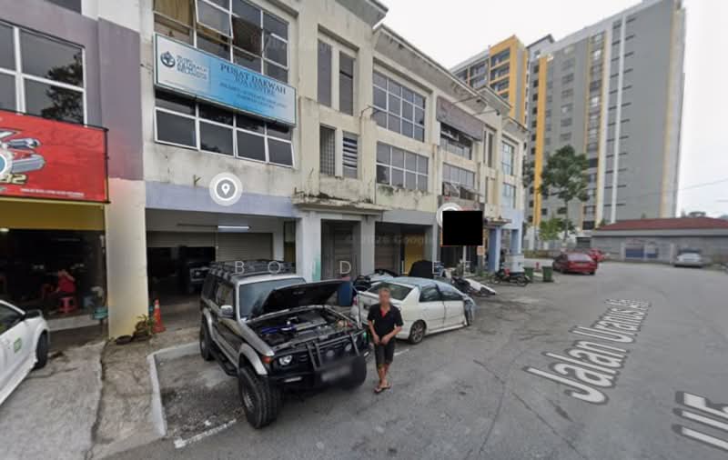 Kedai untuk Dijual di Bandar Pinggiran Subang (Shah Alam) - Bond Lee - Exterior - PropertyGuru.com.my