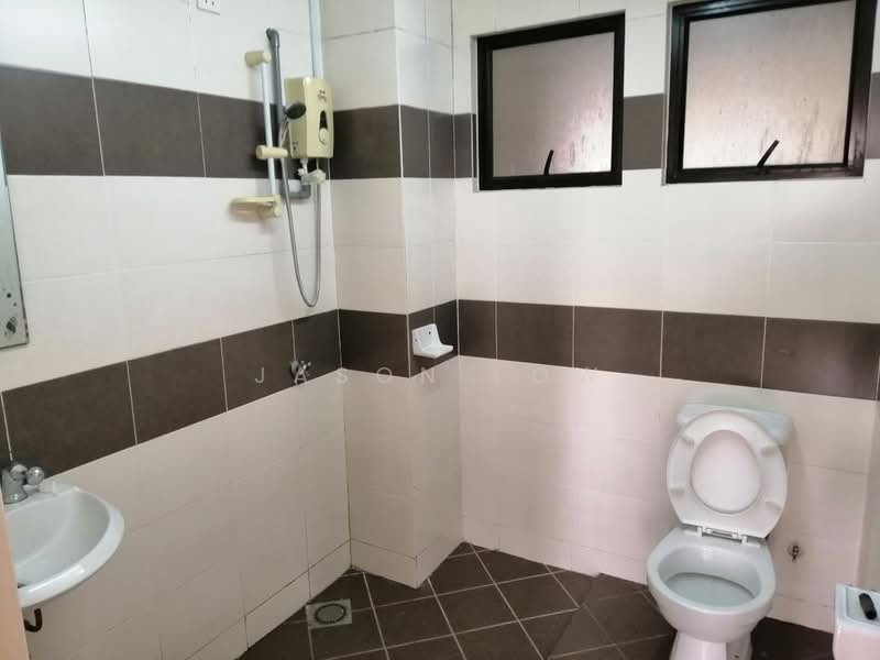 Kediaman Servis untuk Disewa di Serviced Residence @ Pelangi Damansara Sentral - Jason Low - Bathroom - PropertyGuru.com.my
