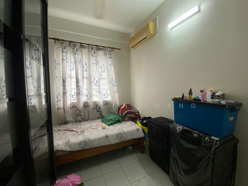 Kondominium untuk Dijual di Sri Suajaya Condominium - Kathreen Thang - Bedroom - PropertyGuru.com.my