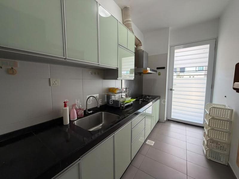 Rumah Teres 2-Tingkat untuk Dijual di Senibong (Permas Jaya) - Phoebe Foo - Kitchen - PropertyGuru.com.my