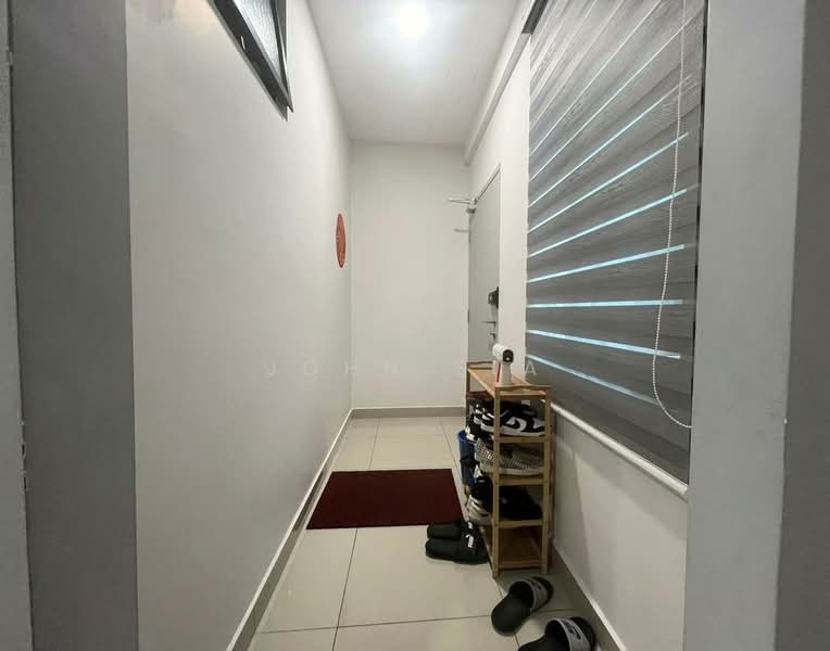 Pangsapuri untuk Dijual di Austin Regency (Pangsapuri Austin Perdana) - John Sia - Entrance - PropertyGuru.com.my