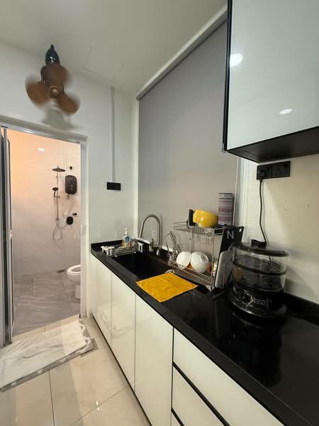 Service Residence for Rent at Palazio - Janice Yong - Kitchen - PropertyGuru.com.my