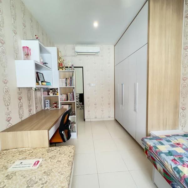 Rumah Teres 2-Tingkat untuk Dijual di Taman Scientex Senai (Senai) - Xiuxiu Ng - Bedroom - PropertyGuru.com.my