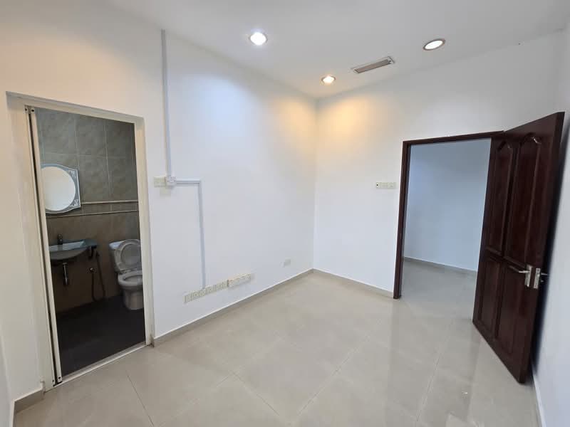 Bungalow House for Sale in Ampang (Selangor) - Esther Yee - Interior - PropertyGuru.com.my