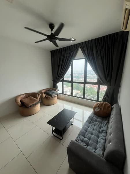 Kediaman Servis untuk Disewa di Three33 Residence - Wilson Wong - Living Room - PropertyGuru.com.my