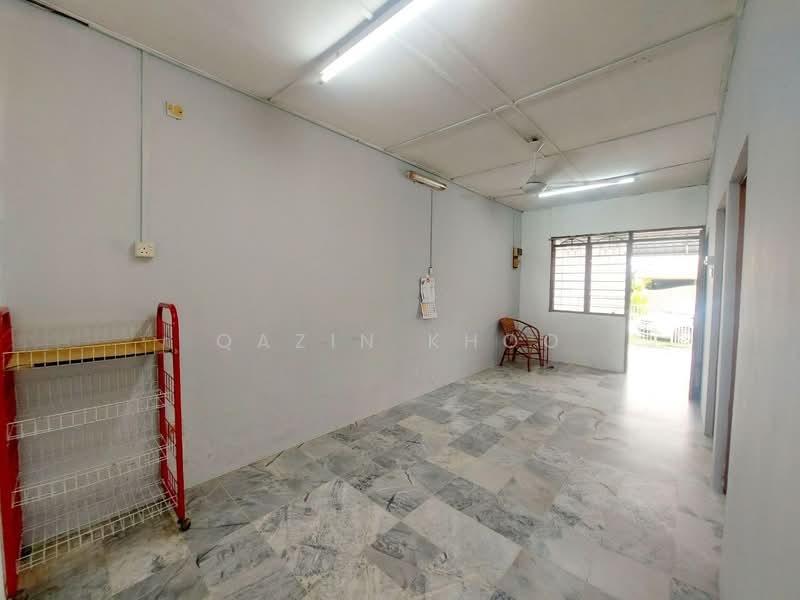 Rumah Teres 1-Tingkat untuk Dijual di Ipoh Garden (Ipoh) - Qazin Khoo - Living Room - PropertyGuru.com.my