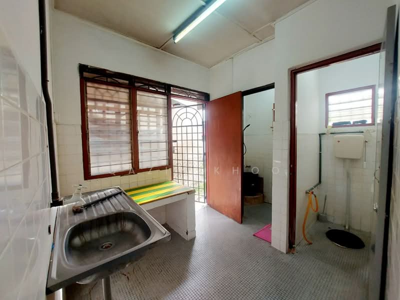 Rumah Teres 1-Tingkat untuk Dijual di Ipoh Garden (Ipoh) - Qazin Khoo - Kitchen - PropertyGuru.com.my