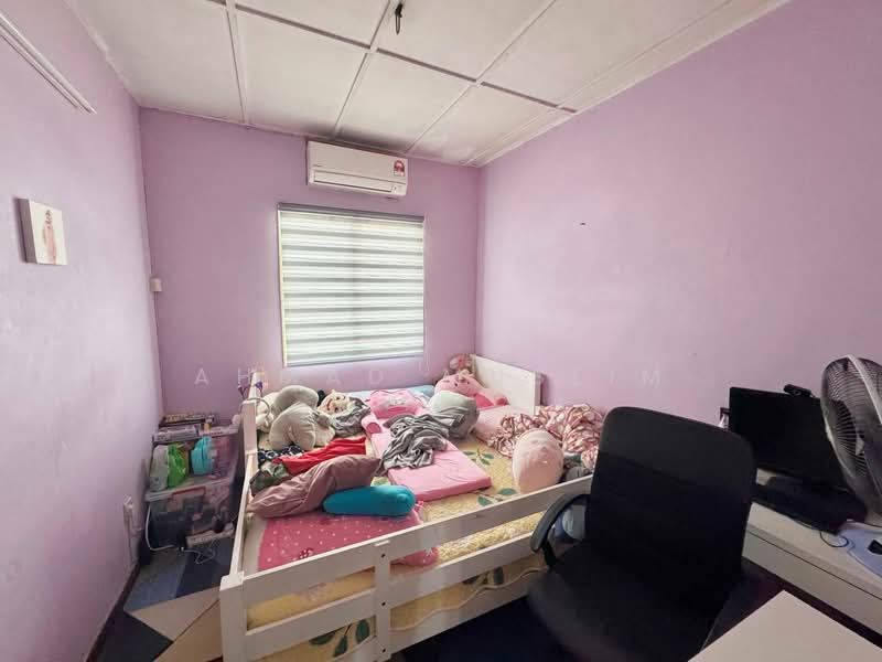 Rumah Teres 2-Tingkat untuk Dijual di Pandan Indah (Ampang) - Ahmad Muslim - Bedroom - PropertyGuru.com.my