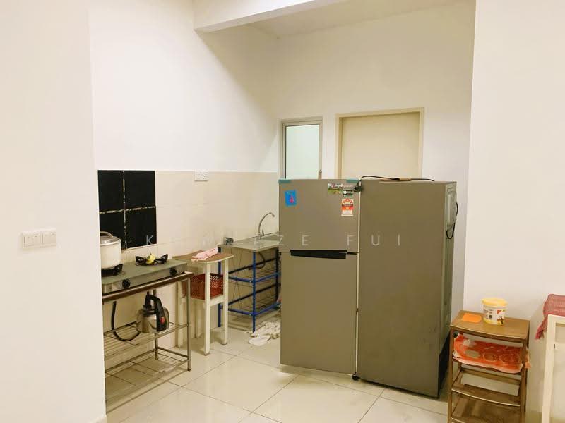 Service Residence for Sale at Savanna Executive Suite @ Southville City - Kow Tze Fui - Kitchen - PropertyGuru.com.my