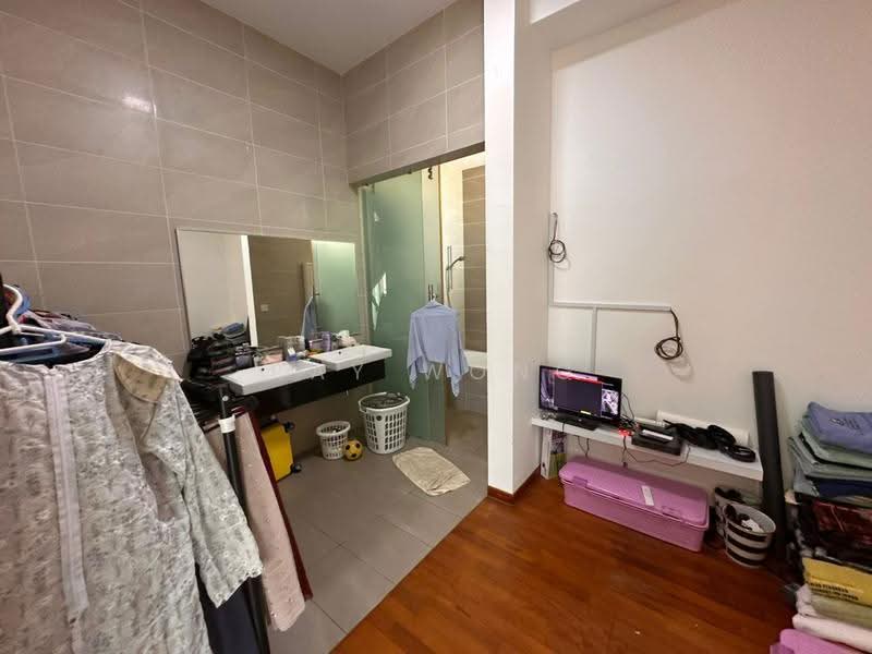 Semi-Detached House for Sale in Johor Bahru (Johor) - Ray Wong - Bathroom - PropertyGuru.com.my