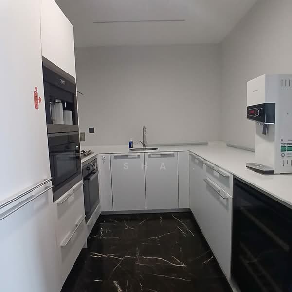 Kediaman Servis untuk Disewa di St Regis - Nisha . - Kitchen - PropertyGuru.com.my
