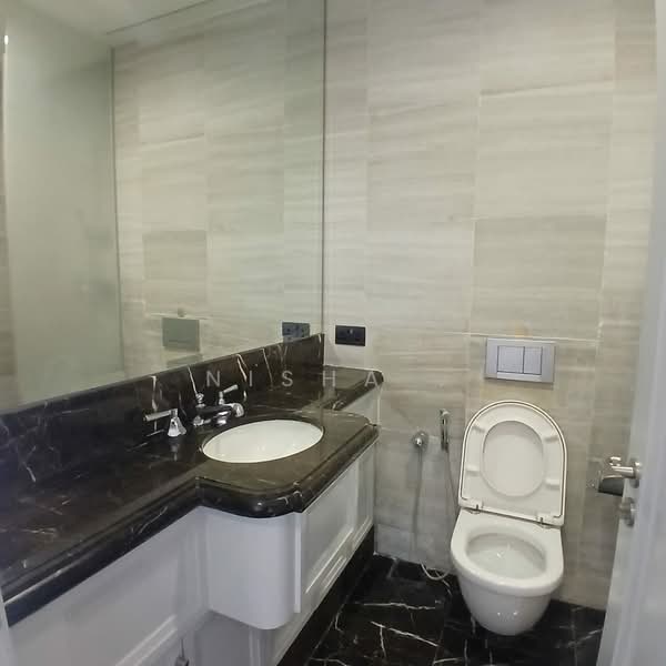 Kediaman Servis untuk Disewa di St Regis - Nisha . - Bathroom - PropertyGuru.com.my