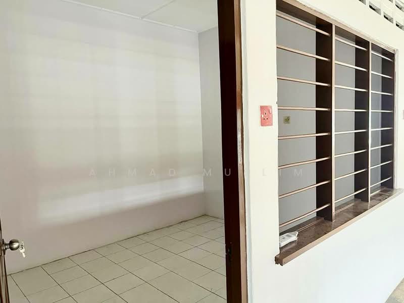 1-storey Terraced House for Sale in Ampang (Selangor) - Ahmad Muslim - Interior - PropertyGuru.com.my