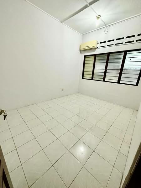 1-storey Terraced House for Sale in Ampang (Selangor) - Ahmad Muslim - Interior - PropertyGuru.com.my