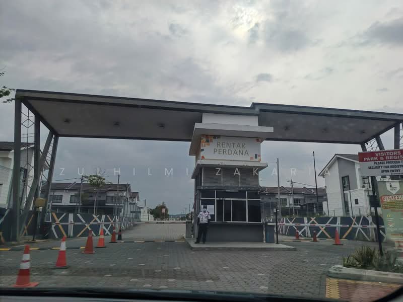 Terraced House for Sale in Kuala Selangor (Selangor) - Zulhilmi Zakaria - Exterior - PropertyGuru.com.my