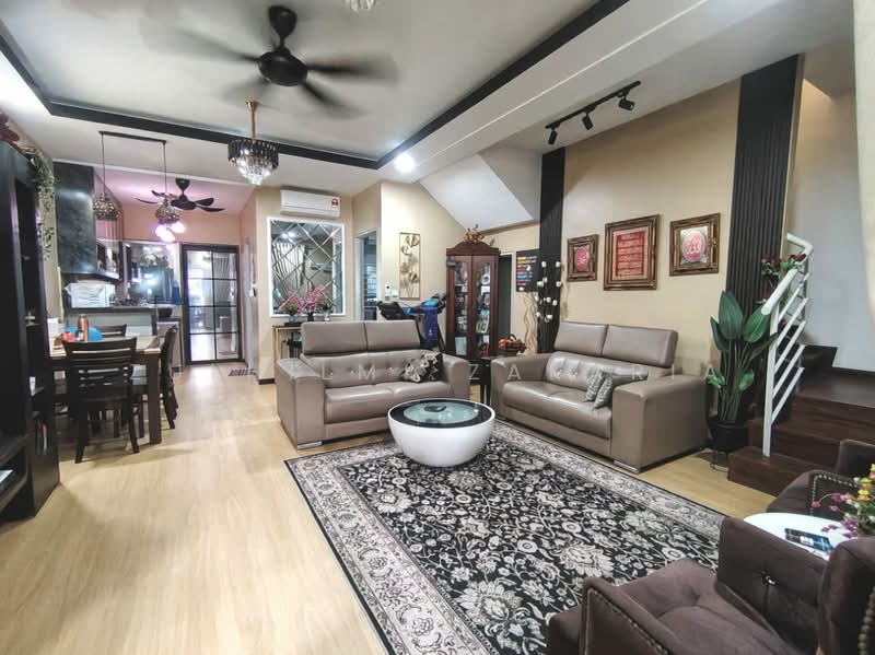 Terraced House for Sale in Kuala Selangor (Selangor) - Zulhilmi Zakaria - Living Room - PropertyGuru.com.my