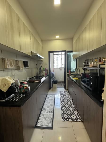 Kediaman Servis untuk Dijual di Molek Regency - Ray Wong - Kitchen - PropertyGuru.com.my