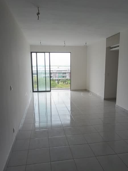 Kediaman Servis untuk Dijual di E'Island Lake Haven - Andrew Kok - PropertyGuru.com.my