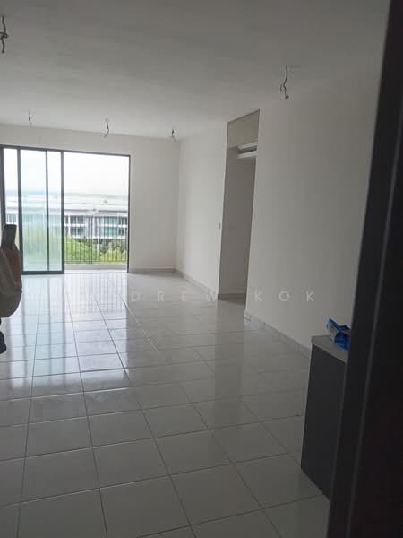 Kediaman Servis untuk Dijual di E'Island Lake Haven - Andrew Kok - PropertyGuru.com.my