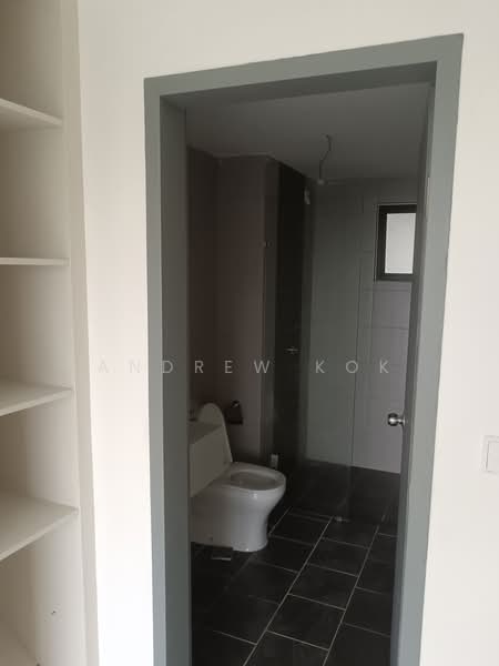 Kediaman Servis untuk Dijual di E'Island Lake Haven - Andrew Kok - PropertyGuru.com.my