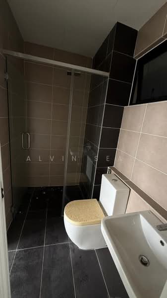 Service Residence for Rent at D'Pristine - Alvin Seah - Bathroom - PropertyGuru.com.my