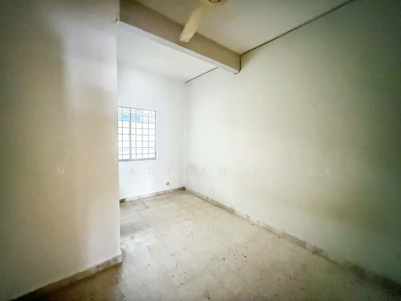 2-storey Terraced House for Sale in SS7 (Petaling Jaya) - Nur Adibah Ishak - Interior - PropertyGuru.com.my