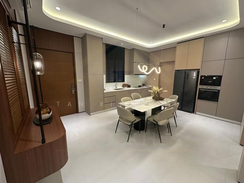 Condominium for Sale at Waterstone - Tan Xin Yang - Kitchen - PropertyGuru.com.my