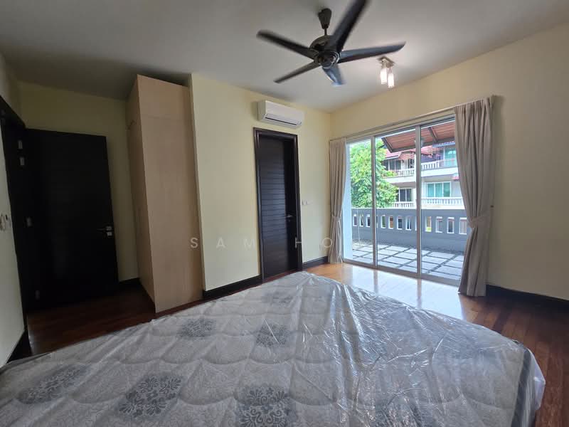 Cluster House for Sale in Duta Tropika (Batu) - Sam Hoo - Bedroom - PropertyGuru.com.my