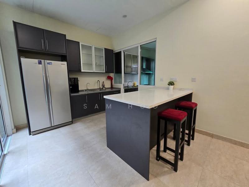 Cluster House for Sale in Duta Tropika (Batu) - Sam Hoo - Kitchen - PropertyGuru.com.my