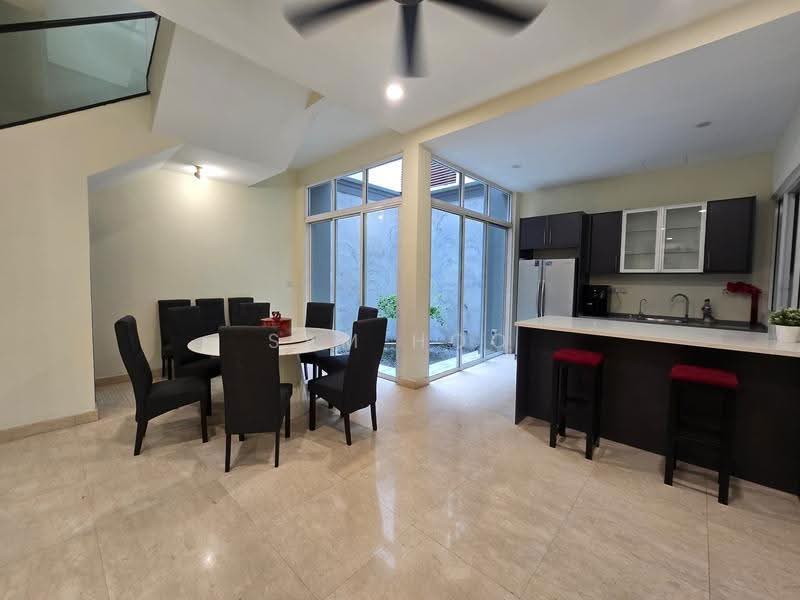Cluster House for Sale in Duta Tropika (Batu) - Sam Hoo - Kitchen - PropertyGuru.com.my