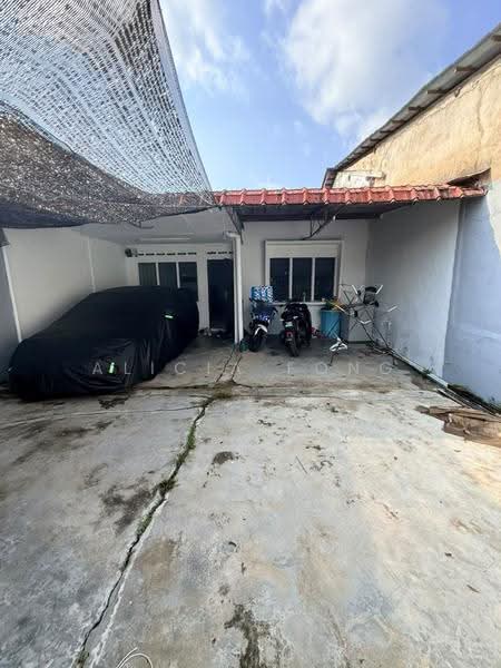 Rumah Teres 1-Tingkat untuk Dijual di Taman Sri Skudai (Skudai) - Alicia Fong - Exterior - PropertyGuru.com.my