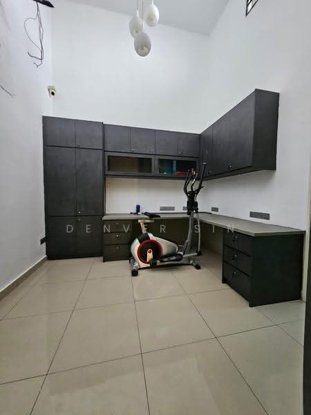 Rumah Teres 2-Tingkat untuk Dijual di Goodview Heights (Kajang) - Denver Sin - Study - PropertyGuru.com.my