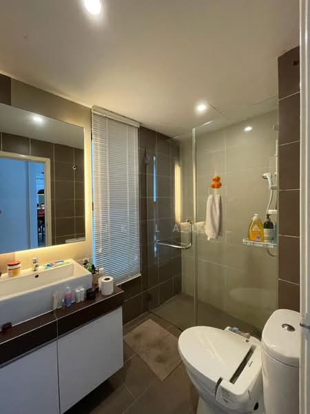 Kondominium untuk Disewa di Atmosfera Kondominium - JK Lau - Bathroom - PropertyGuru.com.my