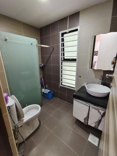 Kondominium untuk Disewa di Atmosfera Kondominium - JK Lau - Bathroom - PropertyGuru.com.my
